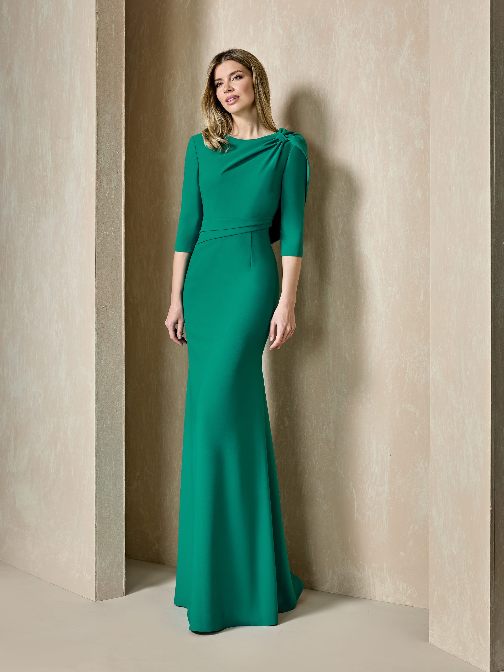 MOD.VEDA VESTIDO MADRINA